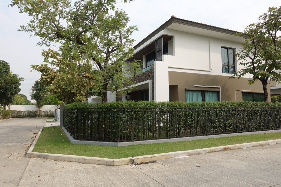 ขาย/เช่า บ้านเดี่ยวใหม่ 2 ชั้น หมู่บ้านเดอะแกรนด์วงแหวนบางนาอ่อนนุช 