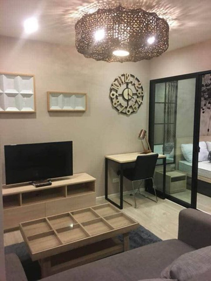 ขายคอนโดปาล์มสปริง นิมมาน เชียงใหม่ Palm Springs Nimman Condo พร้อมเฟอร์และเครื่องไฟฟ้า 