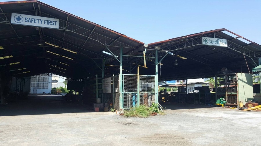 ขายโกดังพร้อมบ้าน  บนพื้นที่ 7 ไร่ ตรงข้ามตลาดนัดโพธิ์ทอง  อยู่ คอกกระบือ สมุทรสาคร