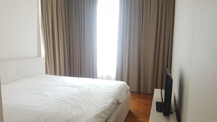 Sale/Rent Q Langsuan Condo 3B/2B  80.23 sqm. Fully Furnished  