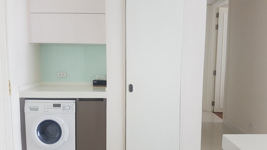 Sale/Rent Q Langsuan Condo 3B/2B  80.23 sqm. Fully Furnished  