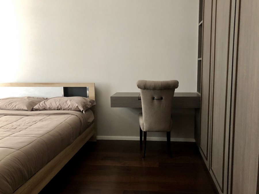 Sell Diplomat Sukhumvit39 Condo Fully Furnished, 150m. from BTS Phrompong    