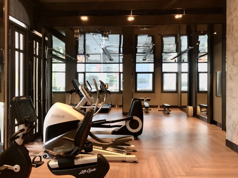 Sell Diplomat Sukhumvit39 Condo Fully Furnished, 150m. from BTS Phrompong    