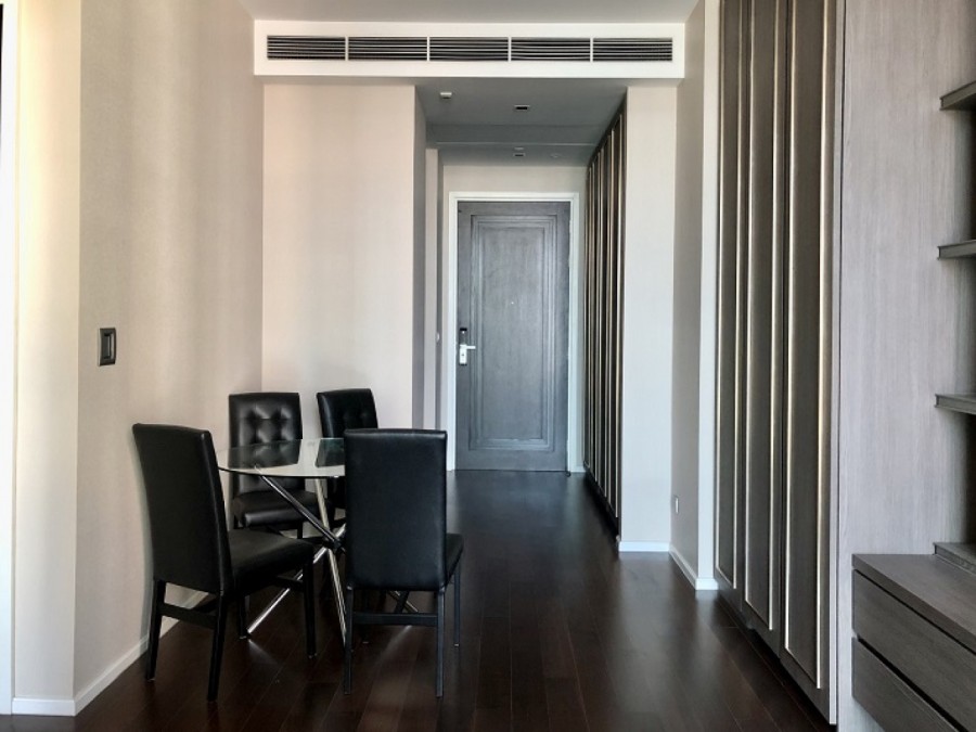 ขาย เดอะดิโพแมท 39 คอนโด 2 นอน 2 น้ำ  สุขุมวิท39 ห่าง BTS พร้อมพงษ์ 150ม. ตกแต่งครบ  