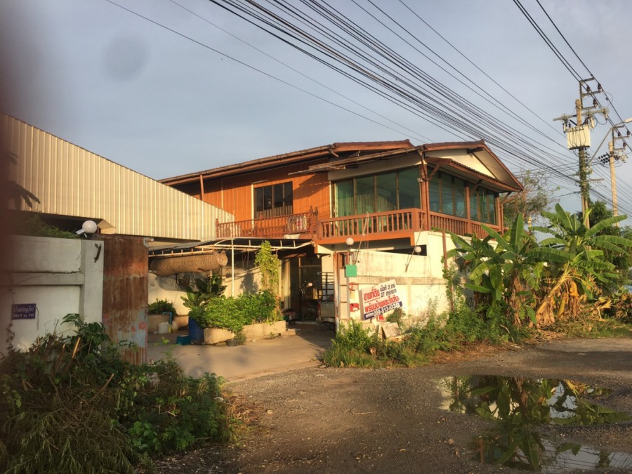 ขายที่ดิน 327 ตรว. พร้อมโรงงาน ติดถนนสังฆสันติสุข 56 ใกล้สนามกอล์ฟเดอะไพน์