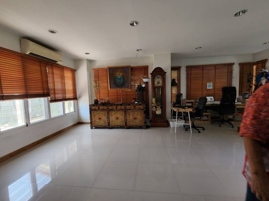 ขายบ้านเดี่ยว 2 ชั้น 126 ตรว. 3ห้องนอน 3 ห้องน้ำ ในหมู่บ้านทัสคาน่า พระยาสุเรนส์ คู้บอน ตกแต่งสวย  