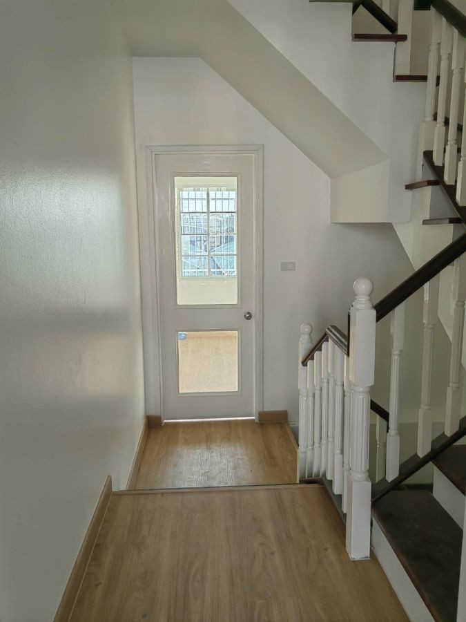 ให้เช่าโฮมออฟฟิศ 4 ชั้น โครงการพลัสพาร์ค อเวนิว ลาซาล-ศรีนครินทร์ ตกแต่งใหม่ สิ่งแวดล้อมดี ใกล้ BTSแบริ่ง และMRTศรีลาซาล