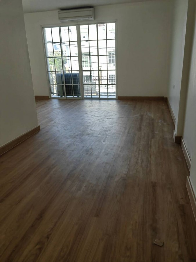 ให้เช่าโฮมออฟฟิศ 4 ชั้น โครงการพลัสพาร์ค อเวนิว ลาซาล-ศรีนครินทร์ ตกแต่งใหม่ สิ่งแวดล้อมดี ใกล้ BTSแบริ่ง และMRTศรีลาซาล