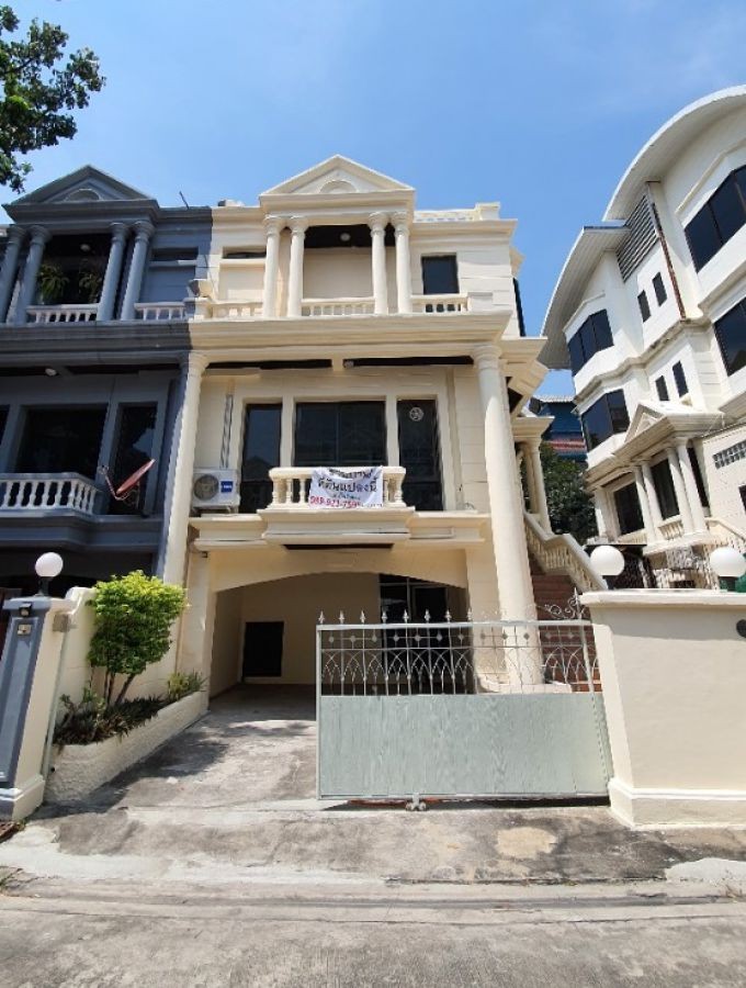 ขายบ้าน 4 ชั้น 49 ตรว. ซอยสุวรรณมณี (ประชาอุทิศ 23)  ใกล้สี่แยกเหม่งจ๋าย และโรงเรียนนานาชาติ KIS International School