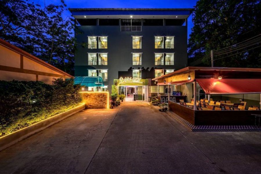 Nai Yang Place Hotel Pnuket ขายโรงแรม ในยางเพลส ภูเก็ตแอร์พอร์ท  ตำบลสาคู อำเภอถลาง