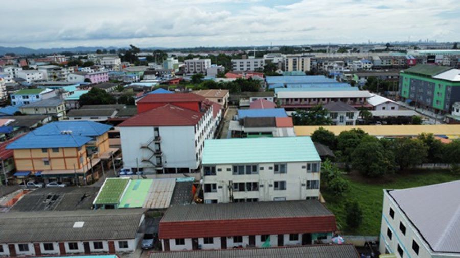 ขายหอพัก 3 ชั้น 15 ห้อง ทำเลใกล้เครือสหพัฒน์ ต.หนองขาม อ.ศรีราชา ชลบุรี