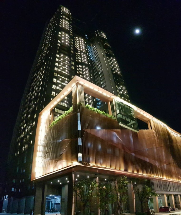 ขาย C Ekamai Condo 2ห้องนอน 2 ห้องน้ำ 65.51 ตรม. ตกแต่งสวยหรูพร้อมเฟอร์นิเจอร์