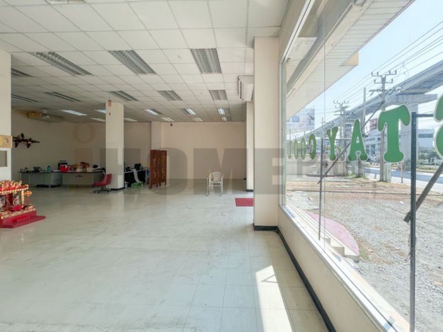 เช่า อาคารสำนักงาน โชว์รูมสินค้า ติดถนนเทพารักษ์ แนวรถไฟฟ้าสีเหลือง สมุทรปราการ