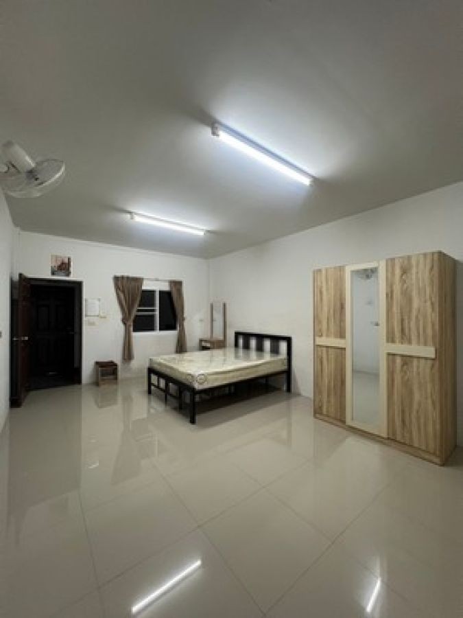 ขายอพาร์เม้นท์ 48 ห้อง ติดถนนสำนักกะบาก ต.ทับมา จ.ระยอง yield 9%!!! ผู้เช่าเต็มตลอด ใกล้นิคมมาบตาพุด เนื้อที่ 1-1-26.4 ไร่