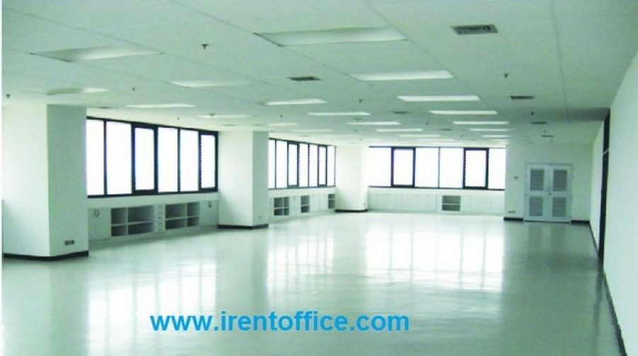 ออฟฟิศเพชรบุรีตัดใหม่ มักกะสัน  อาคารกรุงเทพ ทาวเวอร์  เขตห้วยขวางแอร์พอร์ตลิ้งค์ เริ่ม 100 ตรม.ขึ้นไป    O2,512,59O9,  O84,543,4833