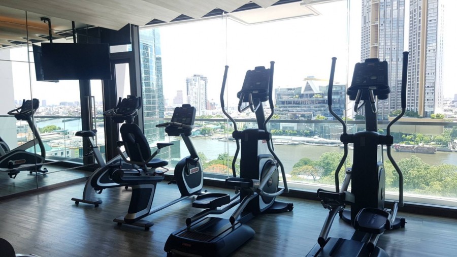 Sell The Room Charoengrung30 Condo near Silom and Icon Siam Department Store 