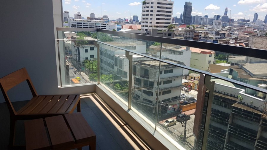 Sell The Room Charoengrung30 Condo near Silom and Icon Siam Department Store 