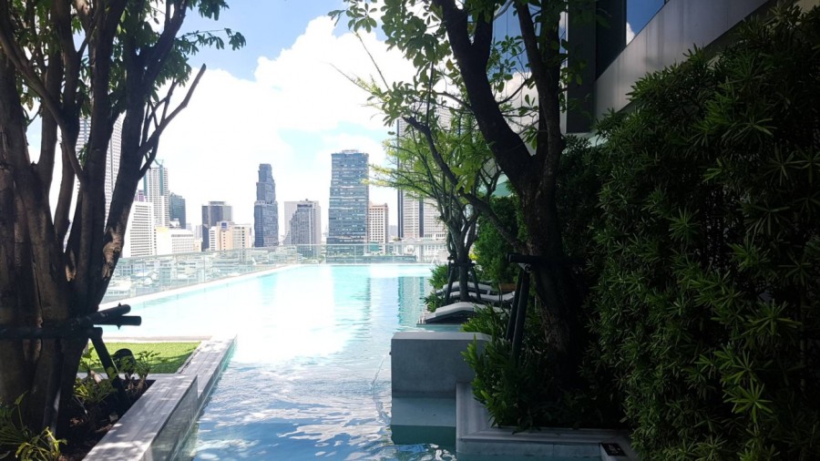 Sell The Room Charoengrung30 Condo near Silom and Icon Siam Department Store 