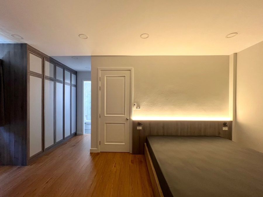 ให้เช่าบ้าน/โฮมออฟฟิศ 4 ชั้น โครงการพลัสพาร์ค อเวนิว ลาซาล-ศรีนครินทร์  ตกแต่งใหม่ สิ่งแวดล้อมดี ใกล้ BTSแบริ่ง และMRTศรีลาซาล