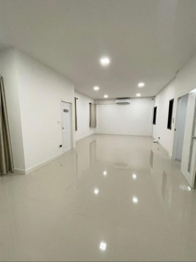 MT72 Sale Rent ขาย เช่า สำนักงานออฟฟิศ พร้อมโกดัง ซอย ร่วมสุข3 ลำลูกกาคลอง4 ใกล้มอเตอร์เวย์