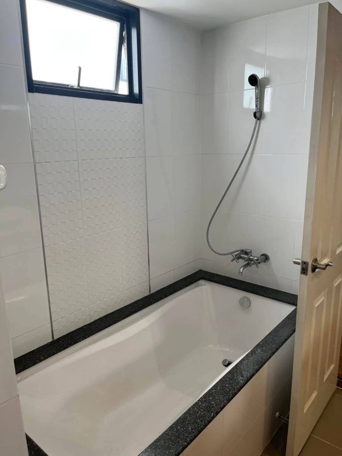 ทาวน์โฮม ม.ทรีโอร่มเกล้า 2นอน 3น้ำ #เลี้ยงสัตว์ได้ #จดทะเบียนษัทได้