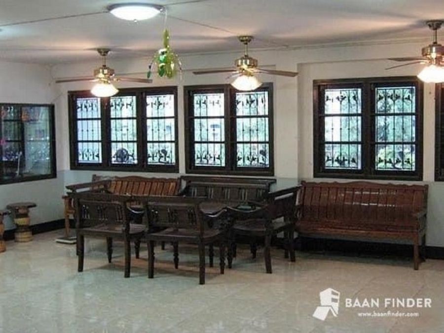 ขายอพาร์ทเมนต์ ถนนสาธารณะล้อมรอบ เชียงใหม่ ใกล้สนามบิน เซ็นทรัล 119 ห้อง คุ้มกว่าสร้างใหม่