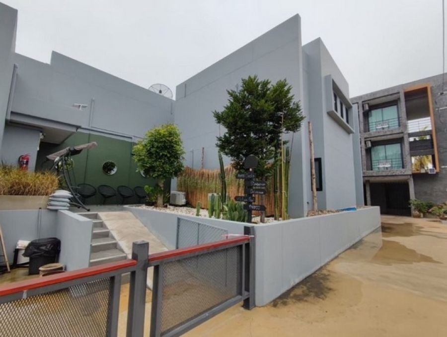 ขายกิจการโรงแรมขนาดเล็ก ที่มีผู้พักสม่ำเสมอ ทำเลใกล้หาดเจ้าสำราญ ที่ดินเป็นรูปสี่เหลี่ยมผืนผ้า