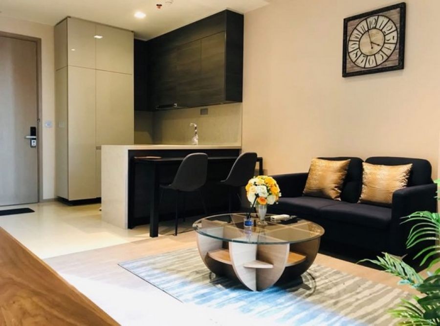 ให้เช่าคอนโด The Esse Asoke (ดิ เอส อโศก) เยื้องตึกแกรมมี่ Luxury Condo for rent