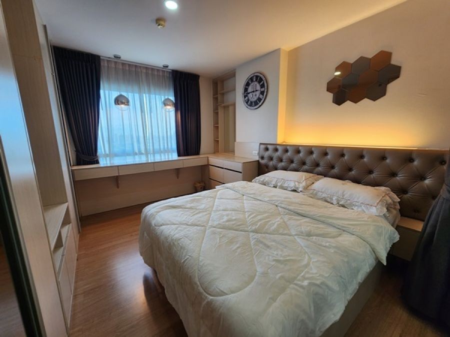 ขายคอนโด ศุภาลัย เวอเรนด้า รัชวิภา-ประชาชื่น 1 ห้องนอน ชั้น 20 วิวสระว่ายน้ำ วิวเมือง โล่งสบาย Tel 081-8286429