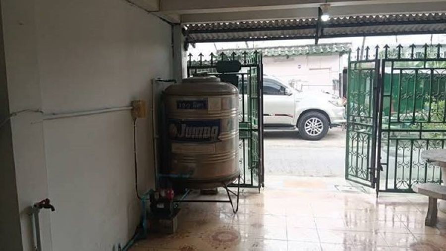 ให้เช่า บ้านเดี่ยว ซ.ปิยนนท์ คลอง 3 ลำลูกกา ปทุมธานี 4,000 บาทต่อเดือน โทร 083-7727472