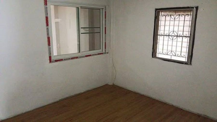 ให้เช่าถูกๆ บ้านเดี่ยว 2 ชั้น ซอย ปิยนนท์ คลอง 3 ลำลูกกา ปทุมธานี 3,500 บาทต่อเดือน ใกล้รถไฟฟ้า โทร 083-7727472