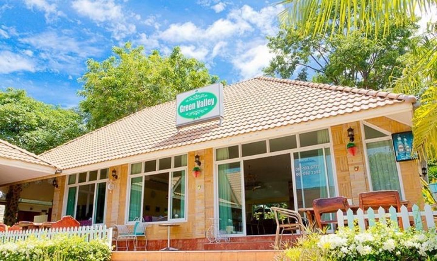 ขายรีสอร์ทที่เขาใหญ่  โรยัลกรีนวัลเล่ย์ รีสอร์ท  เลย ร้านเดลี่โฮมนิดเดียว