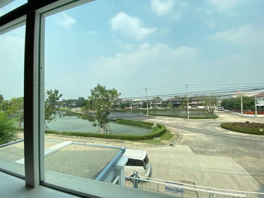 ให้เช่าบ้านเดี่ยว หลังมุม หมู่บ้านพฤกษ์ลดา ประชาอุทิศ 90 มีเฟอร์ครบ สนามกว้าง หลังใหญ่ที่สุดใน 4 โซนใหม่ โทร 0633659464