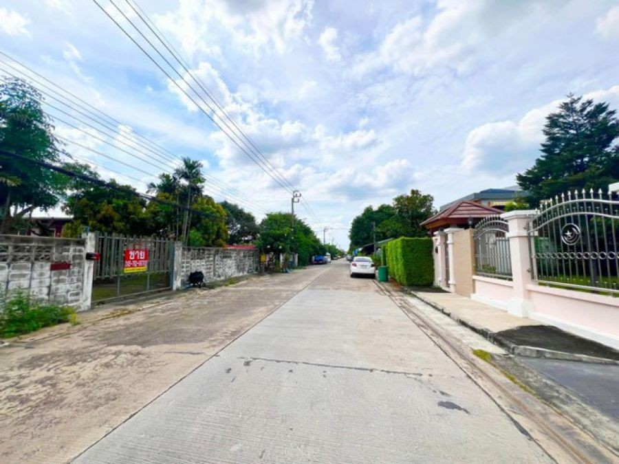 Vายที่ดิน 162 ตรว. ตรงข้าม โลตัส สุขาภิบาล 3 ใกล้รถไฟฟ้าสายสีส้ม สถานี เคหะรามคำแหง ซ.รามคำแหง 182 มีนบุรี สุวินทวงศ์