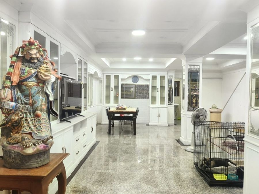 For Rent Townhouse 3 Bed3Bath in SoiAree Sukhumvit26 near BTS Phrompong