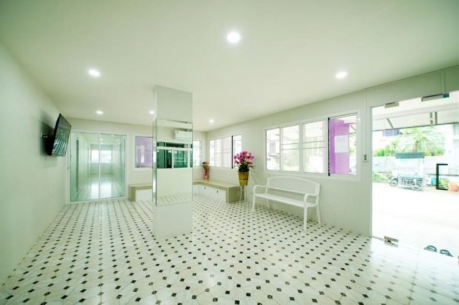 โซนสุเทพ ขาย 50 ล้าน หอพัก 4 ชั้น 136 ตรว. จำนวน 54 ห้อง ใกล้มช. หอพักสะอาด เดินทางสะดวกสบาย ใกล้สิ่งอำนวยความสะดวกมากมาย