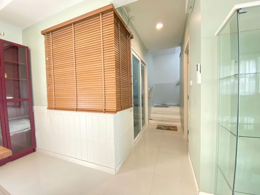 ให้เช่าบ้านเดี่ยว หลังมุม หมู่บ้านพฤกษ์ลดา ประชาอุทิศ 90 มีเฟอร์ครบ สนามกว้าง หลังใหญ่ที่สุดใน 4 โซนใหม่ โทร 0633659464