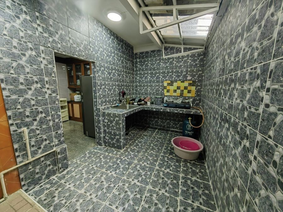 For Rent Townhouse 3 Bed3Bath in SoiAree Sukhumvit26 near BTS Phrompong