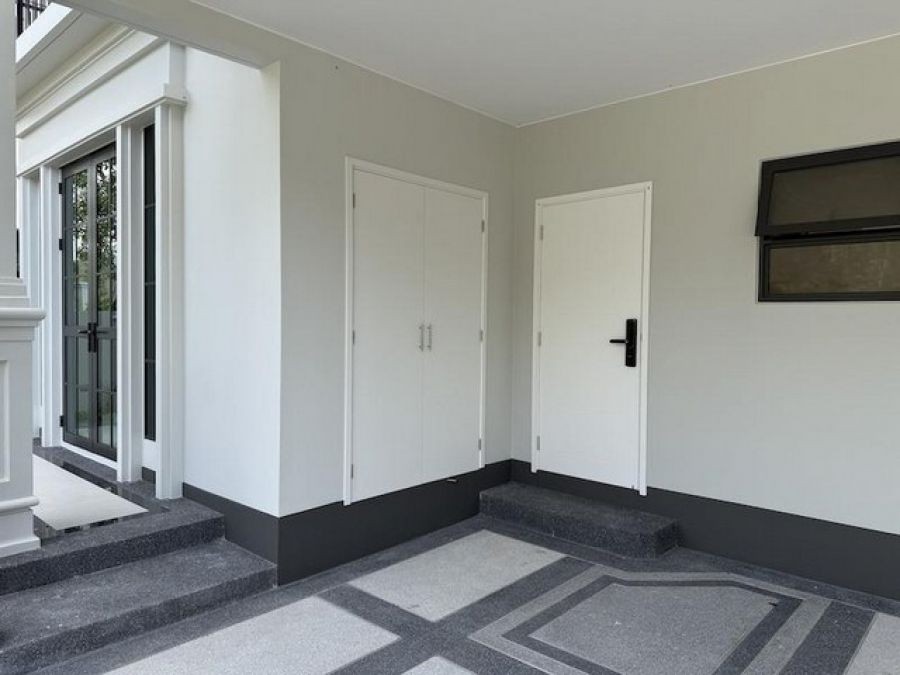 P213 ให้เช่า เศรษฐสิริ บางนา กม.10 Setthasiri Bangna KM.10 สไตล์ Georgian ใกล้ Design Village บางนา รร.นานาชาติ VERSO รร.นานาชาติ ASB