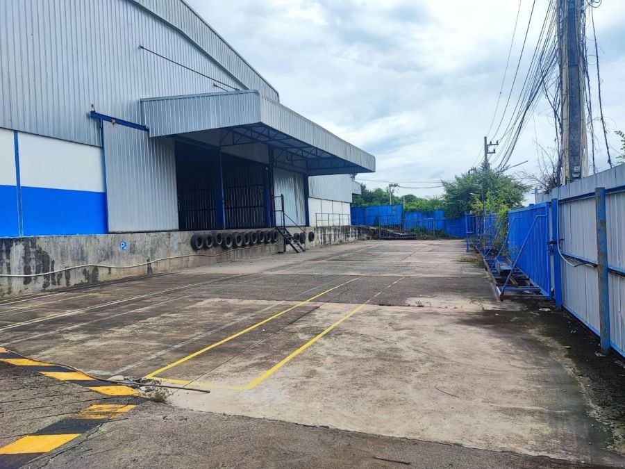 โกดังให้เช่าแหลมฉบัง-ศรีราชาขนาดพื้นที่ใช้สอย 2,000 ตร.ม. (ใกล้ท่าเรือแหลมฉบัง ถนนมอเตอร์เวย์สาย7)