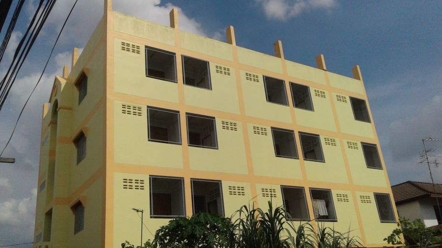 ให้เช่าอพาร์ทเม้นท์คูคตพื้นที่ 98 ตารางวา พื้นที่ใช้สอย 720 ตารางเมตร จำนวน 39 ห้อง (พื้นที่ห้อง 20 ตารางเมตร)พร้อมอยู่ราคา150000 ต่อเดือน