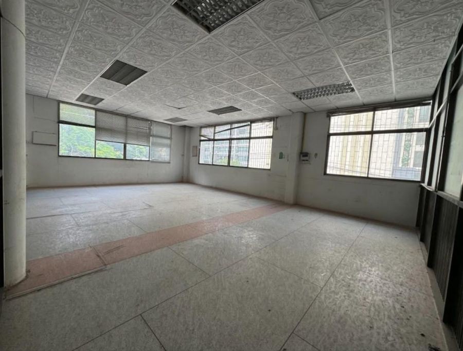 ให้เช่าอาคาร สูง 5 ชั้นสามารถทำเป็นออฟฟิศและโกดังสินค้าขนาดใหญ่จอดรถได้ 20 คันขนาดที่ดิน 711 วาพื้นที่ภายในทั้งหมด 7200 ตรม.ถนนบางนา