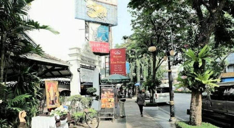 ขายสีลมวิลเลจ สถานที่ในความทรงจำของนักธุรกิจทั้งไทย ต่างชาติ และนักท่องเที่ยวมากมายที่มาเยี่ยมเยียนกรุงเทพฯ