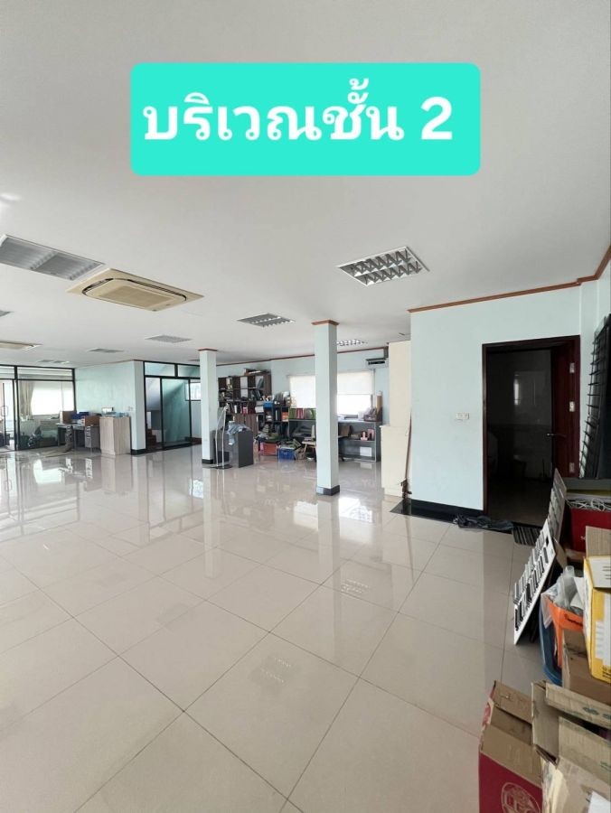 BH3374  ขายอาคาร 3 ชั้น พื้นที่ใช้สอยประมาณ 600 ตรม. และโกดัง ต.บางรักพัฒนา ตรงข้ามโลตัส โกเฟรช ซูเปอร์มาร์เก็ต บางบัวทอง