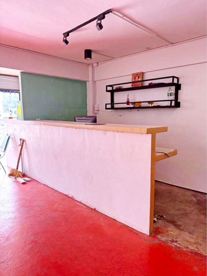 MRT ภาษีเจริญ 2.7 กม. ติดถนน ทำเลดี  รร.นานาชาติบริติชโคลัมเบีย 0.8 กม. บิ๊กซี กัลปพฤกษ์ 900 ม.ให้เช่าตึก 2 ชั้น 3นอน