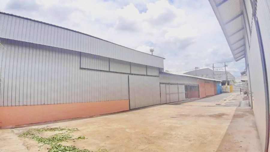 โกดังให้เช่า 2ออฟฟิศ 2น้ำ เดอะพาซิโอทาวน์ 3.2 กม.กรุงเทพกรีฑา 29-37  400 ตร.วา.330 ตร.ม. ให้เช่า ม.นานาชาติแสตมฟอร์ด 3.3 กม.