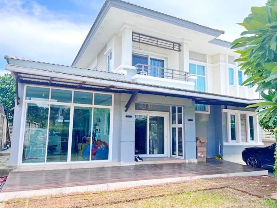 ม.พระจอมเกล้าธนบุรี 3.5 กม. 4นอน บ้านทาสีใหม่ทั้งหลัง บิวท์อินครัว บ้านเดี่ยว 2ชั้น 2 น้ำ เฟอร์บางส่วน เครื่องใช้ไฟฟ้า  64 ตร.ว.