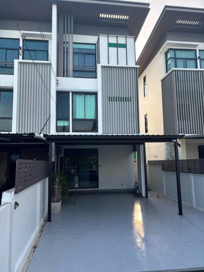 ขายบ้าน โครงการ cozy สตรีวิทยา2 โฮมออฟฟิศ 36 ตรว 3ชั้น จอดรถ4คัน ลาดพร้าว เลียบด่วน เกตรนวมินทร รัชดา 32 โชคชัย4 วังหิน โทร 0973329989