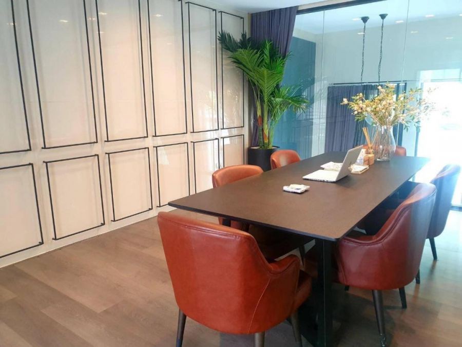 EPL-BR2003 ให้เช่าโฮมออฟฟิศ4ชั้น cascade บางนา กม 5 ขนาด 29 ตารางวา พื้นที่ใช้สอย270 ตารางเมตร 4 ห้อง 4 ห้องน้ำ  มีที่จอดรถส่วนกลาง