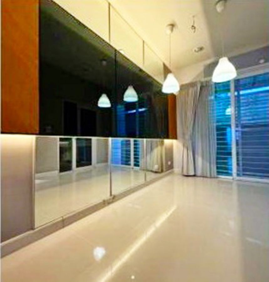 BTS วุฒากาศ 750ม.ติดถนน วิวสวนสวยงาม สไตล์โมเดิร์น ม.สยาม 1.2 กม.ทาวน์โฮม 3ชั้น 3นอน